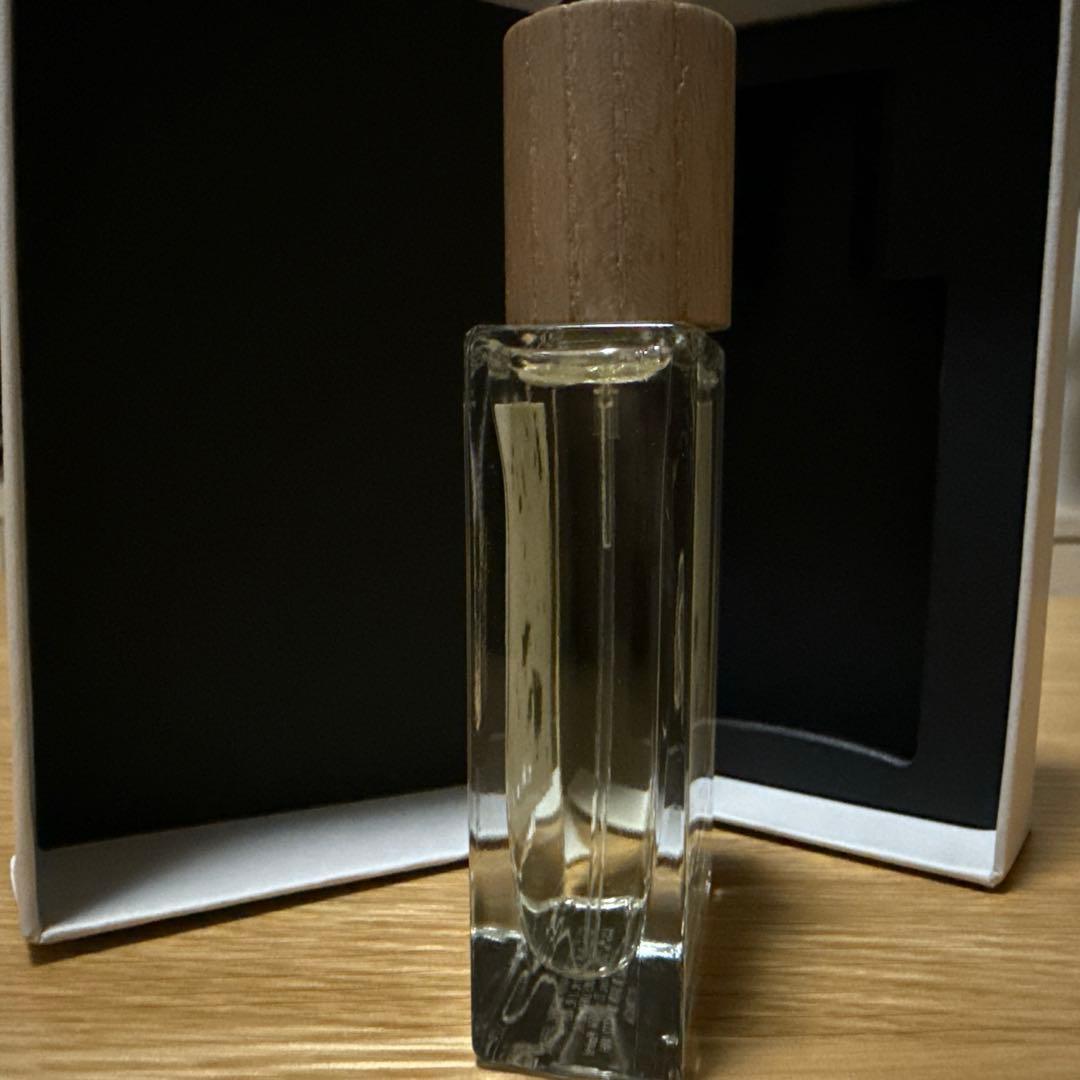 ロエベ 001 ウーマン オードゥパルファン 30ml