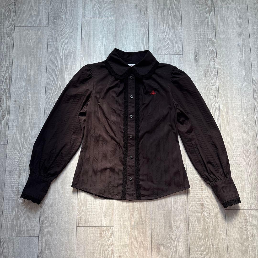 【ヴィヴィアンウエストウッド】長袖シャツ 黒　ブラウス　予備ボタン付き