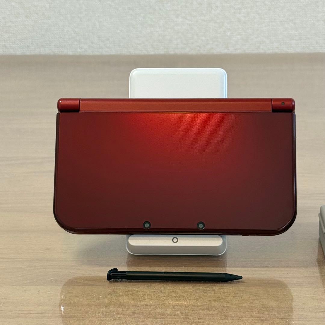 7-143【美品】Newニンテンドー3DS LL メタリックレッド 下IPS
