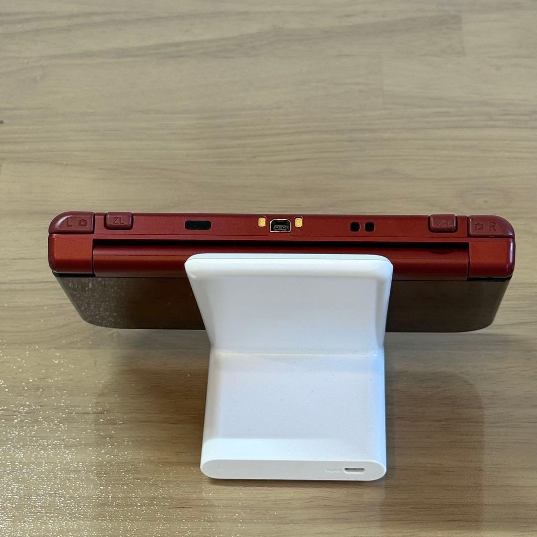 7-143【美品】Newニンテンドー3DS LL メタリックレッド 下IPS