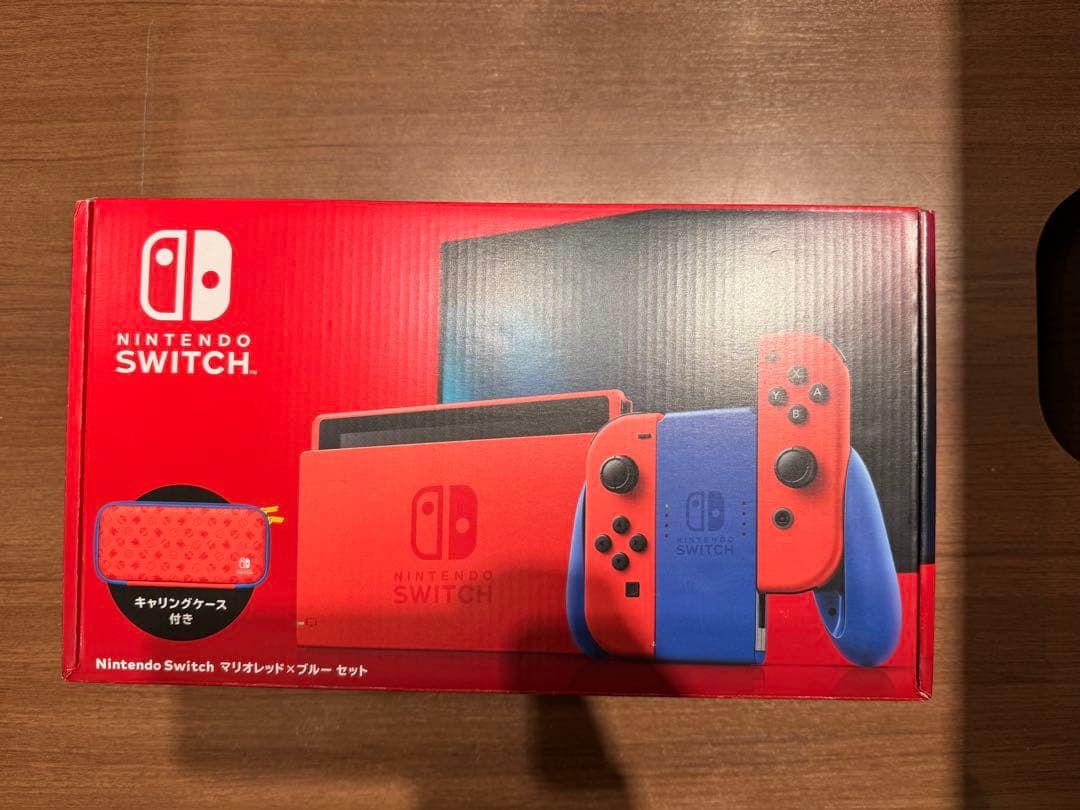 Nintendo Switch 本体　マリオレッドブルー