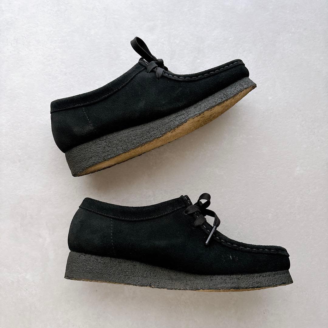 クラークス　ワラビー　ブラックスエード　23.5