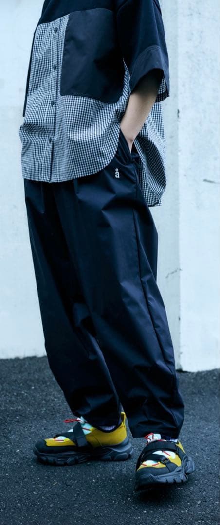 ナゴンスタンス 撥水 タックテーパードパンツ M ブラック