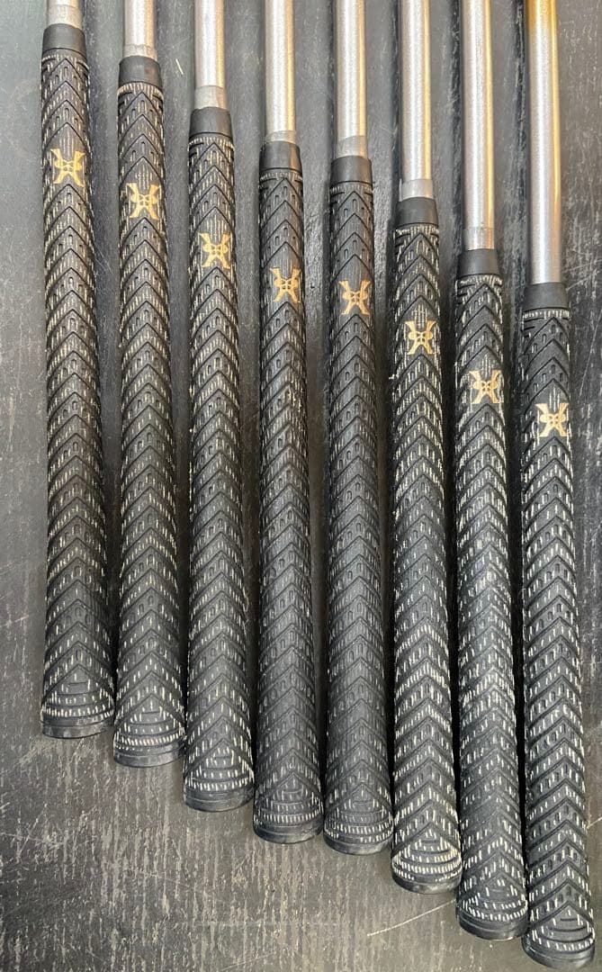 ジャンボ尾崎.TMJミサイラーアイアン.8本セット