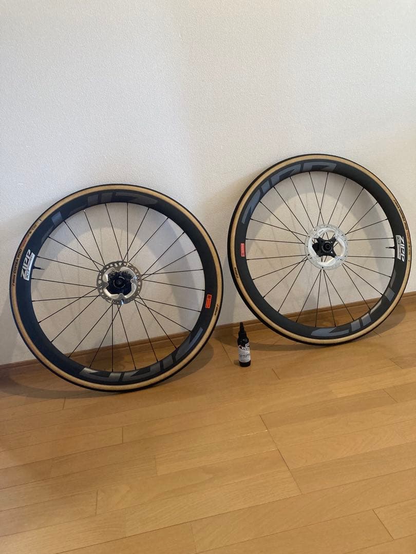 ZIPP 303 Firecrest スプロケ、ローター、タイヤセット