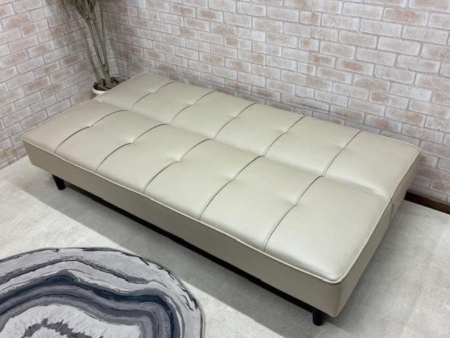 ソファーベッド　ベージュ系　レザーファブリック　ソファ　新品　大特価