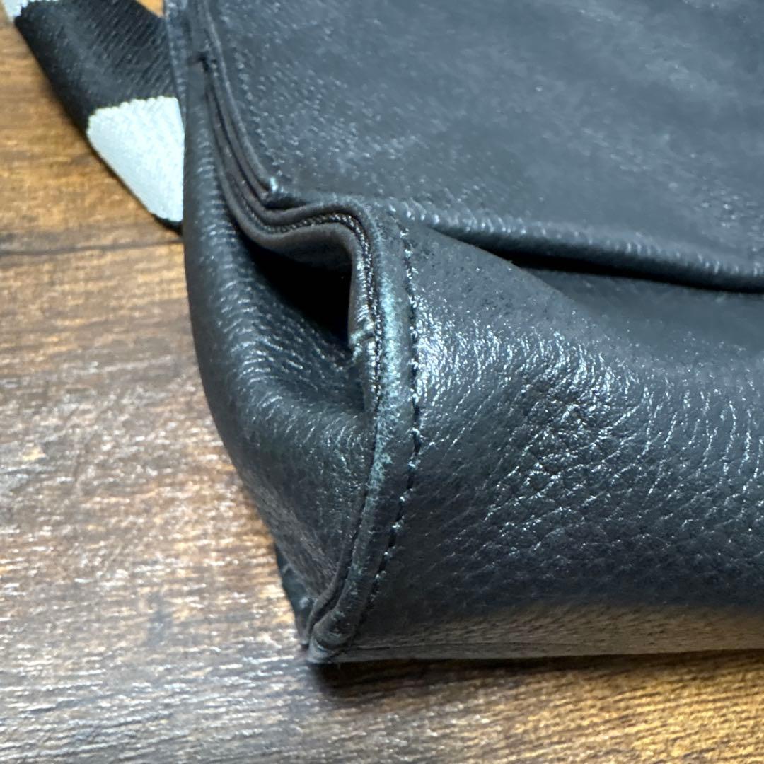 《早いもの勝ち！》ear PAPILLONNER 柄ワイドテープショルダーバッグ