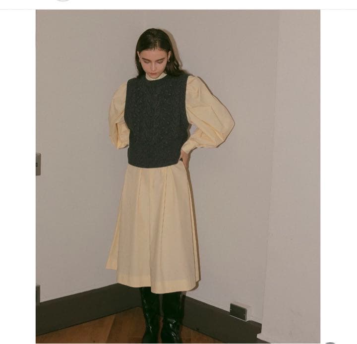 【完売商品】charol ポップコーンケーブルニットベスト