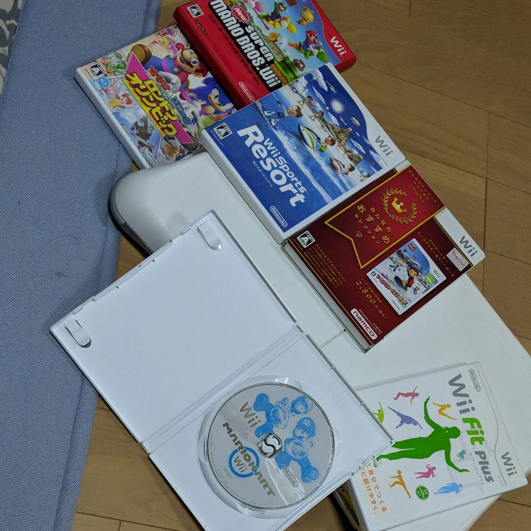 wii本体とソフト6本 バランスボード(セット販売)