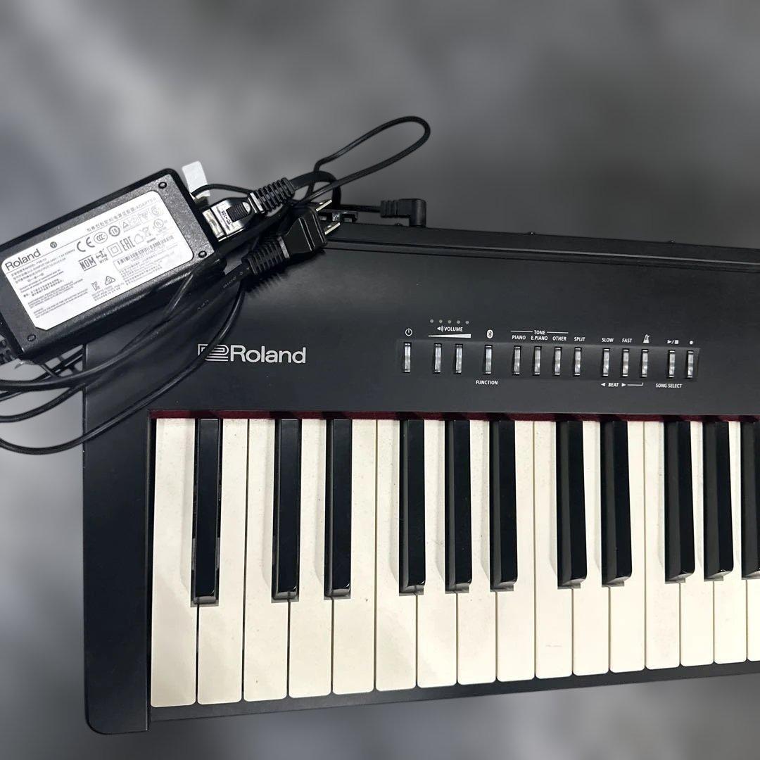 ①ローランド電子ピアノ「FP-30」シリーズ2016年製