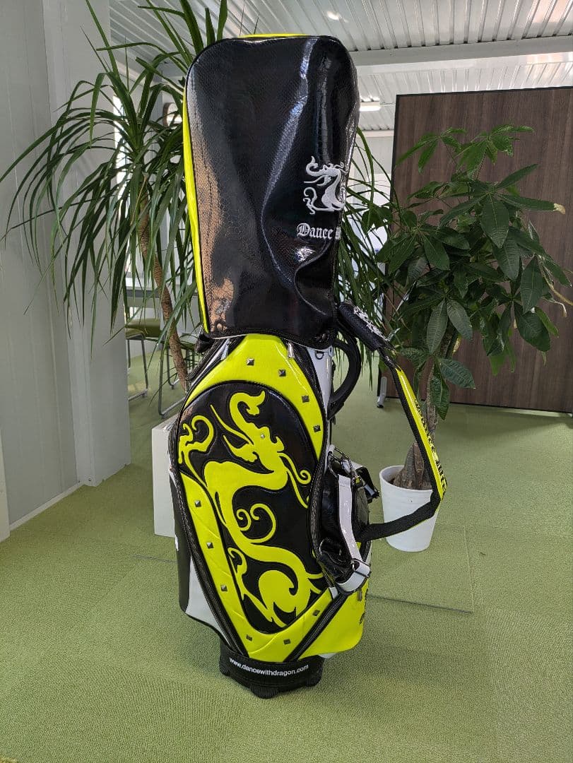 ダンスウィズドラゴン　キャディーバッグ☆