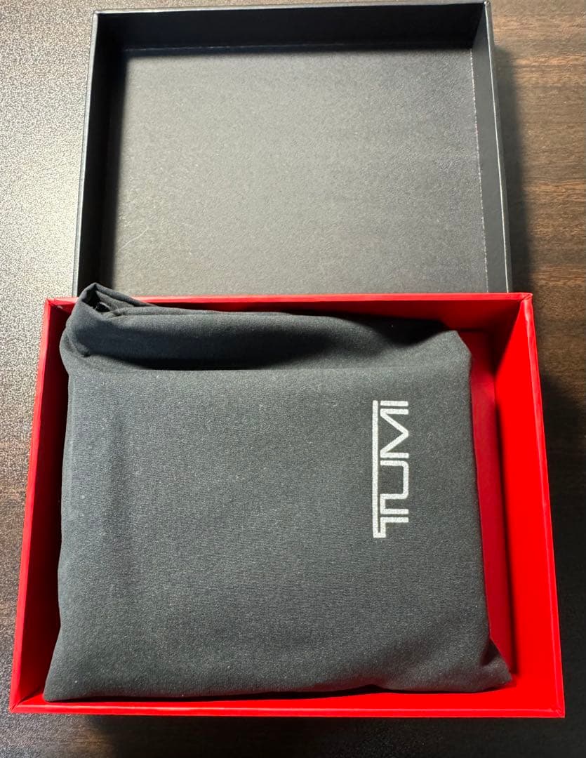新品　TUMI 名刺入れ