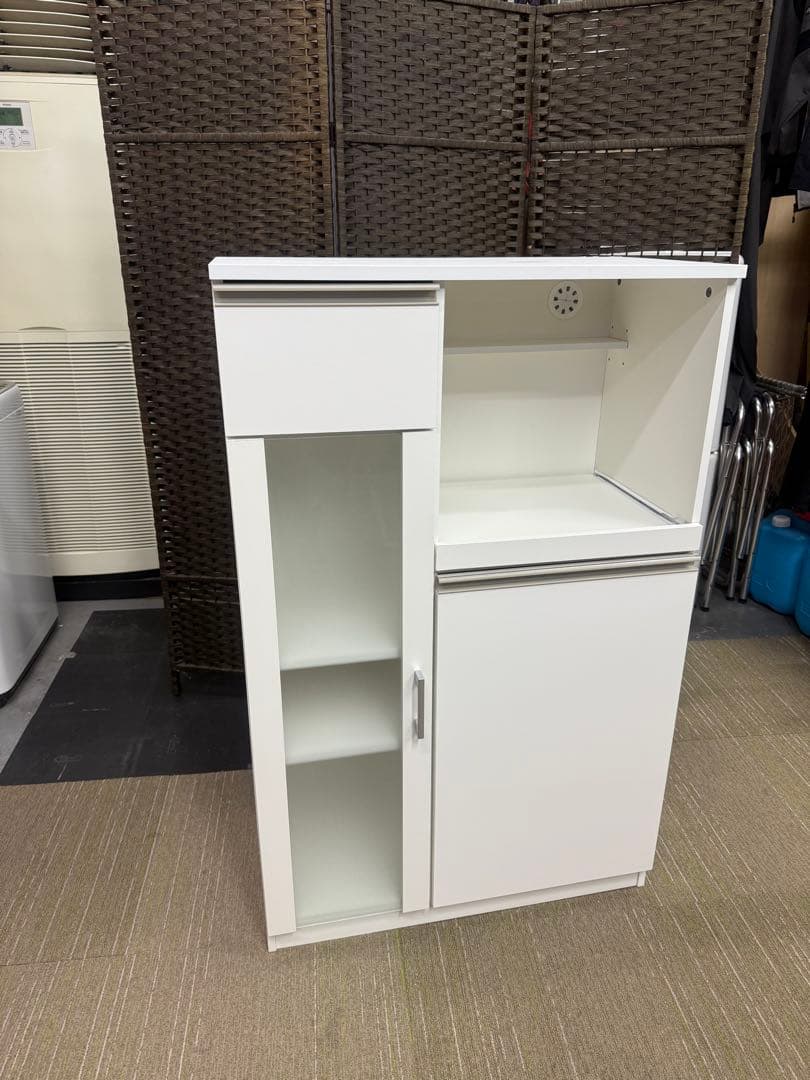 【洗浄消毒作業済】【美品】ニトリ　レンジ台　レンジボード　食器棚