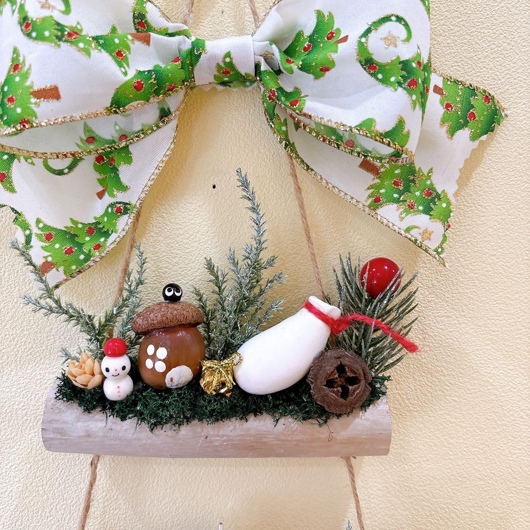 どんぐりアート　流木　オブジェ　壁掛け　クリスマス　木の実