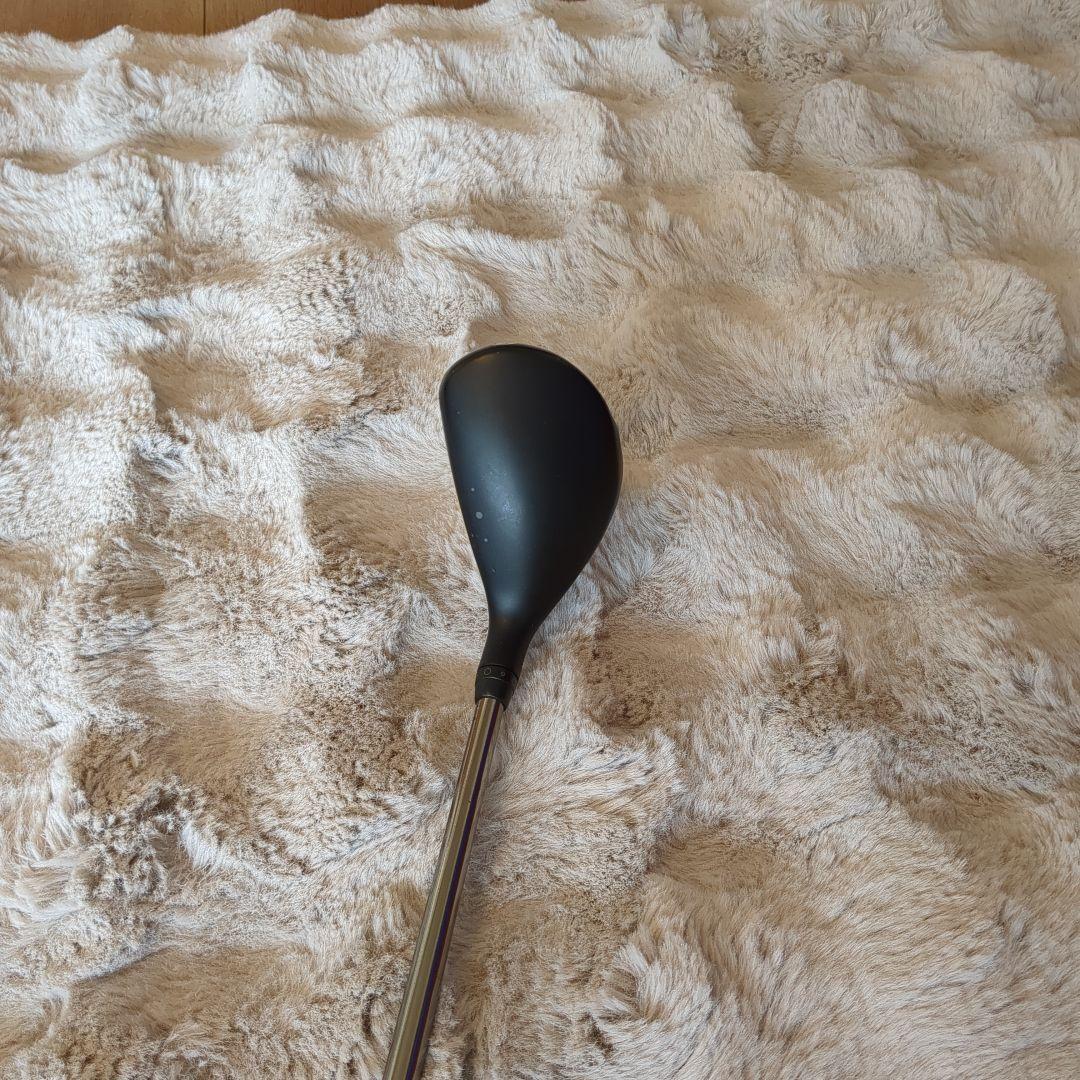 PING G425 ユーティリティクラブ、ロフト19度、ヘッドカバー付き。