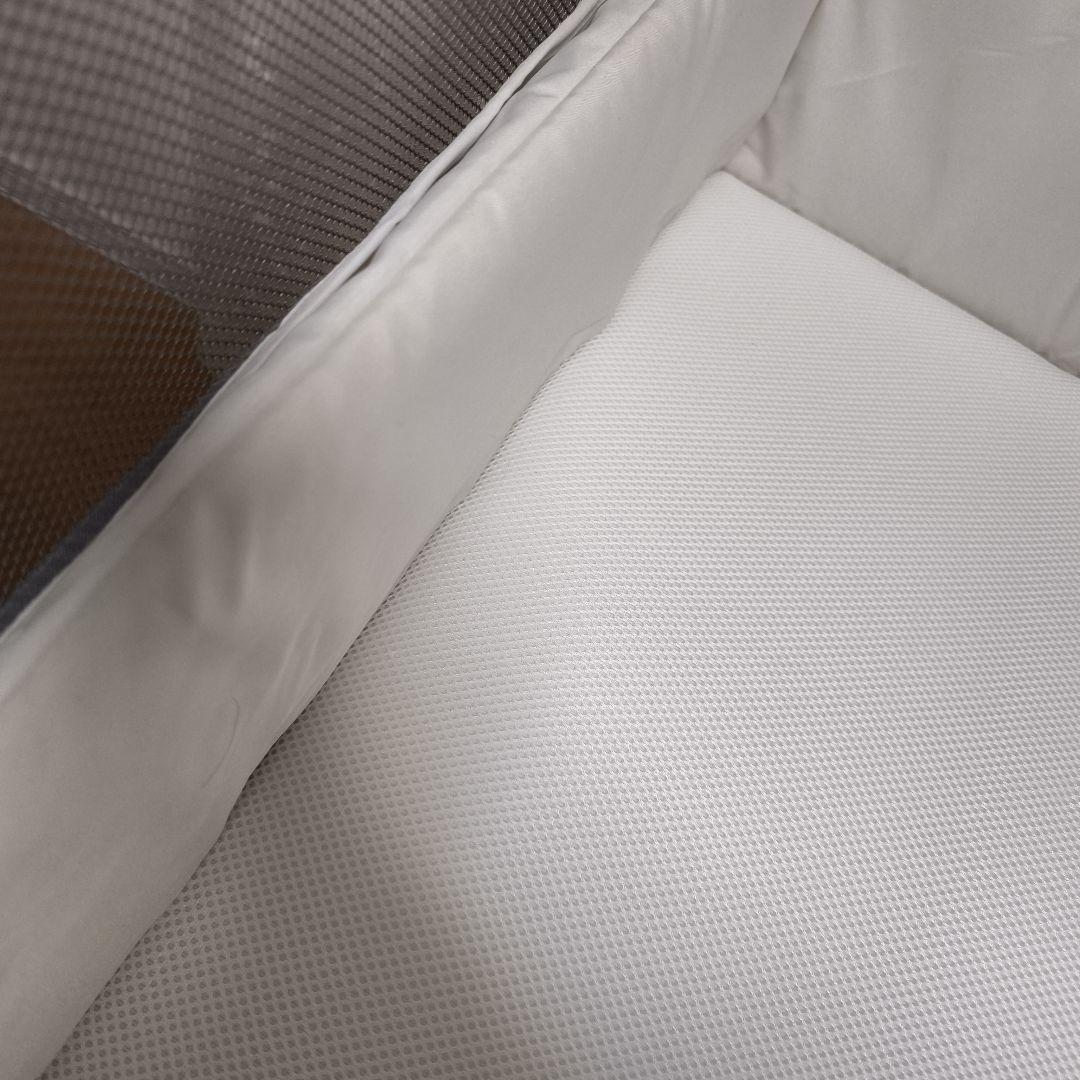 【美品】アップリカ ココネルエアーAB ベビーベッド グレーベアー