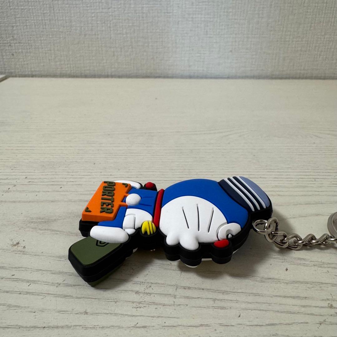 【完売品】【新品】ドラえもん x PORTER ポーター　キーホルダー　オレンジ