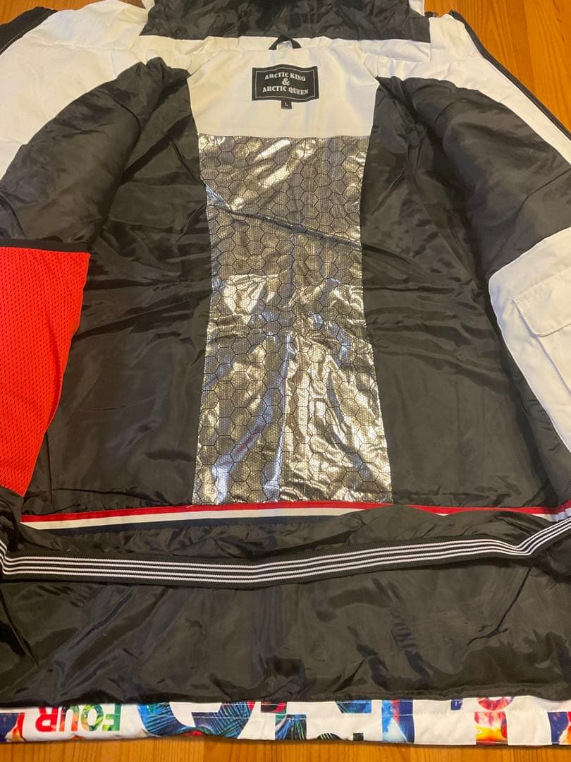 ARCTIC QUEEN スキー　スノボ　ウエア　上下セット　サイズL