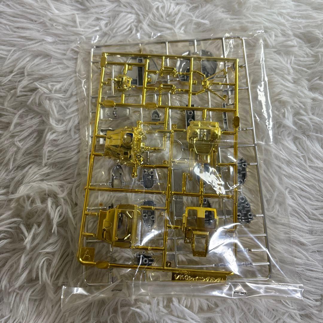 【未組立】機動武闘伝　Gガンダム　HG シャイニングガンダム