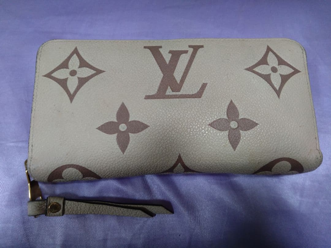 Louis Vuitton アイボリー モノグラム 長財布