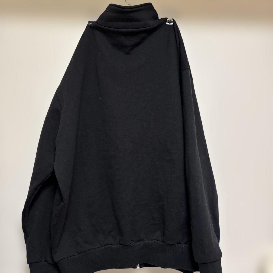 トップス CRONOS BLACKLETTER STAND ZIP JACKET