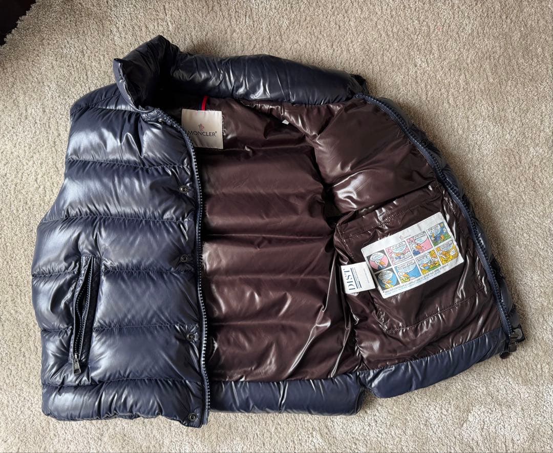 Moncler ネイビー ダウンベスト