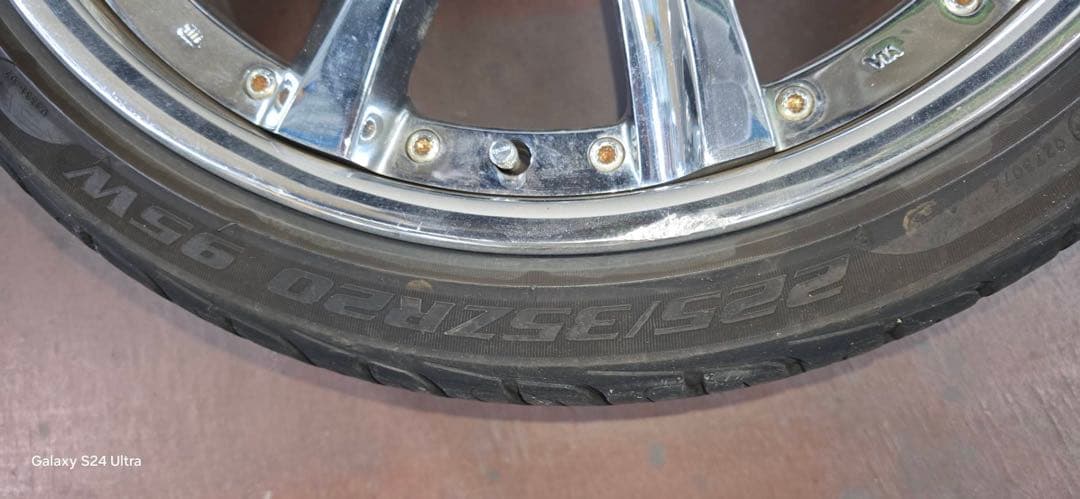 モ*カ様 クレンツェ グラベン 20インチホイールセット 4本 タイヤ付き