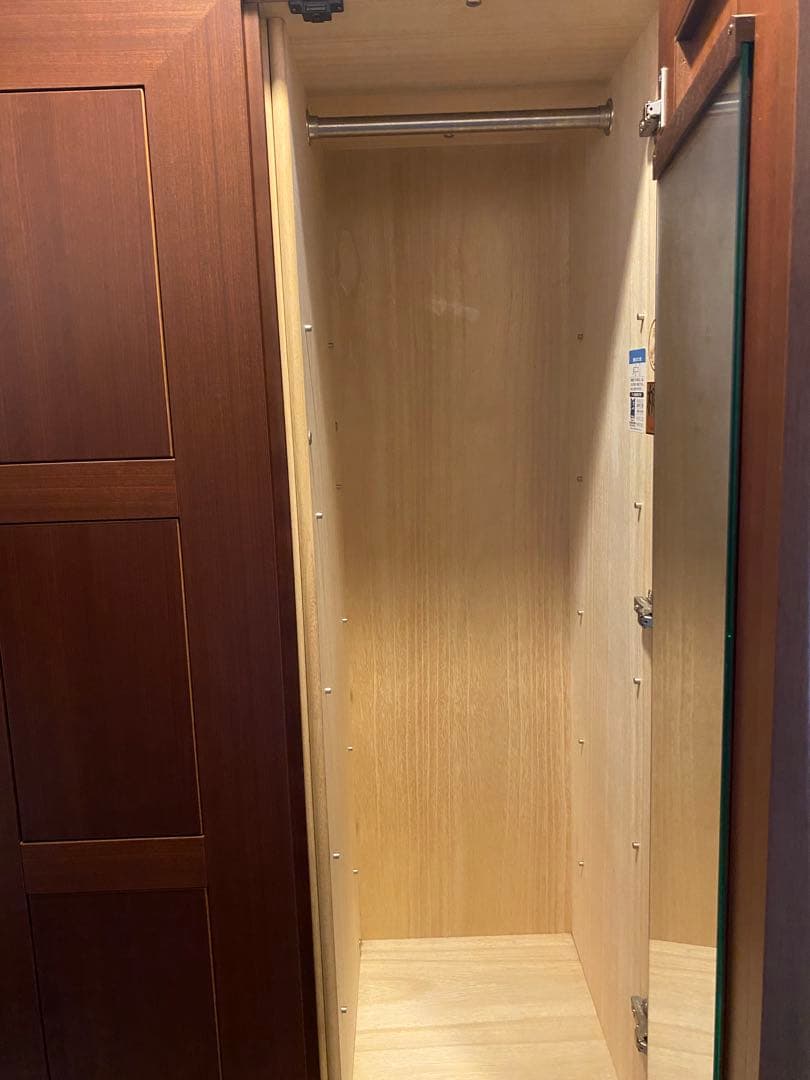 府中婚礼家具　洋服ダンス　クローゼット　桐製両開き　桐製家具　タンス　ブラウン