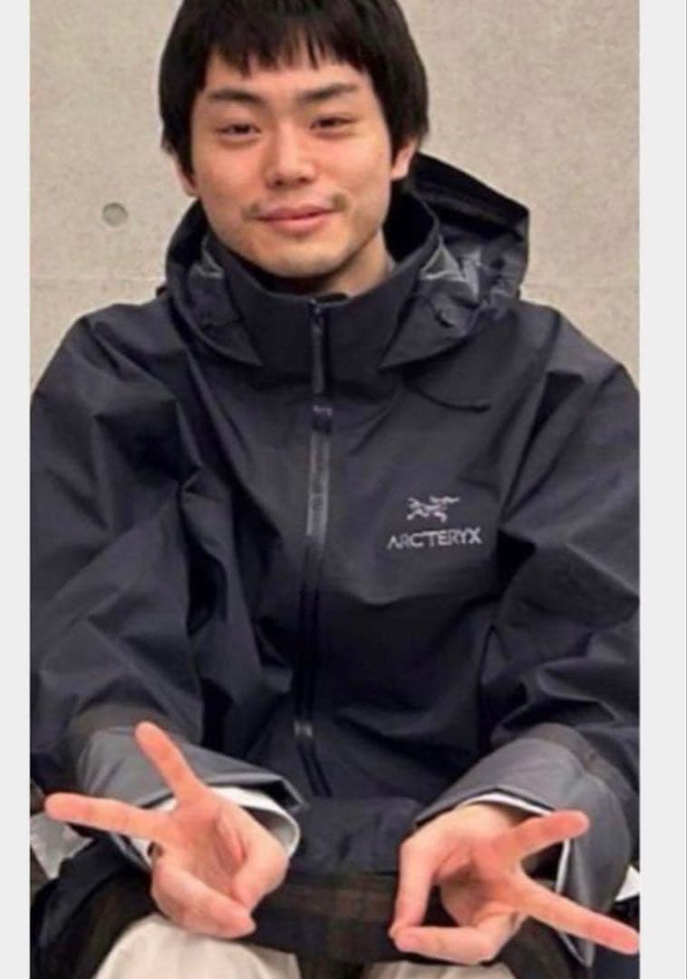 ブ*ー様 ARC'TERYX ブラックナイロンジャケット ベータ AR　アーク