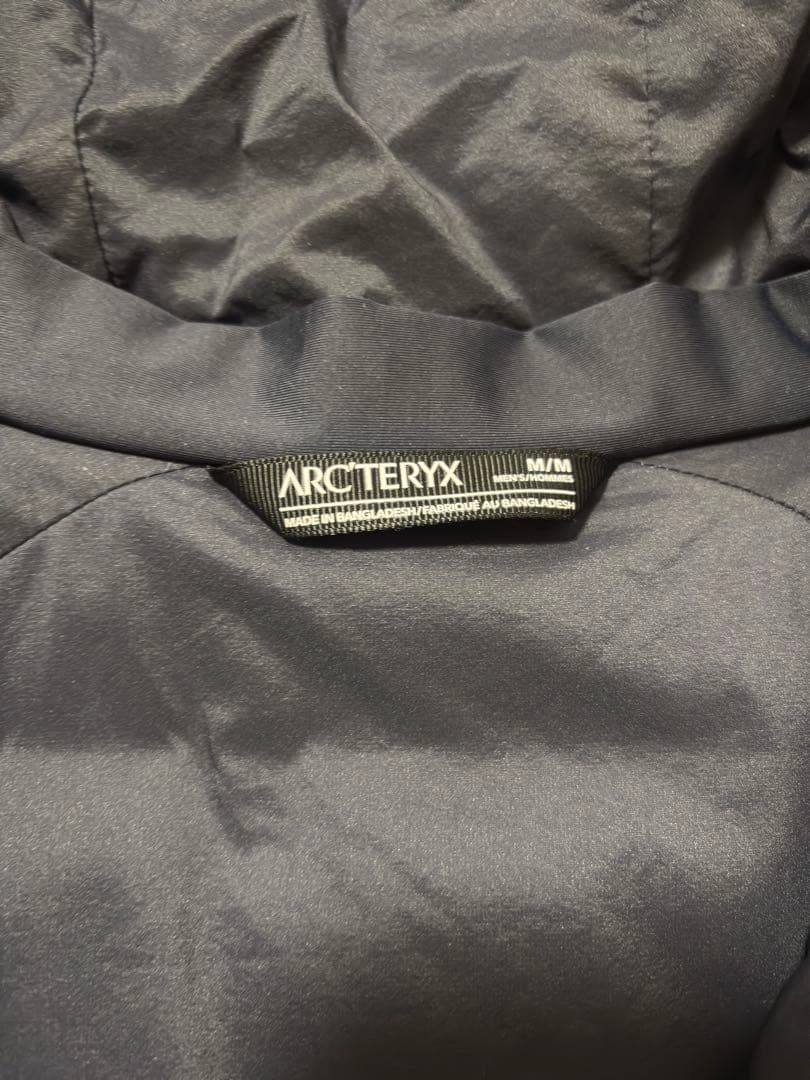 Mサイズ　アトムarフーディ　アークテリクス　ブラックサファイア　arフーディー