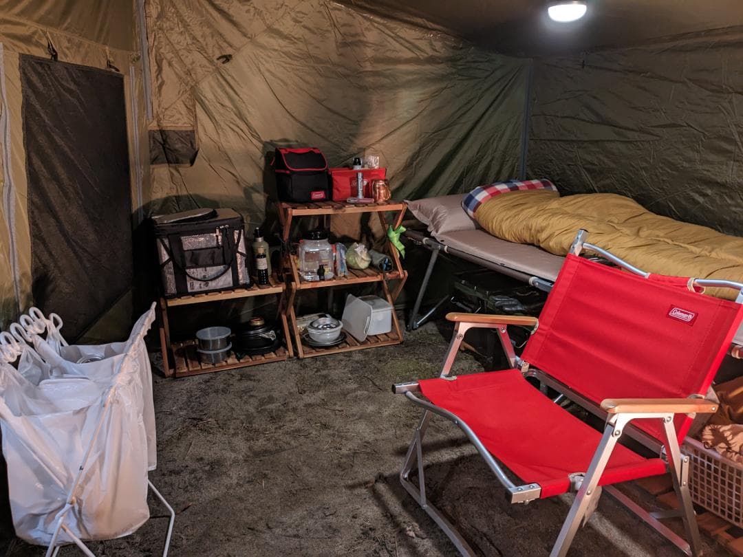 revoタープsolo ウォールセット　ポール・ペグ付き