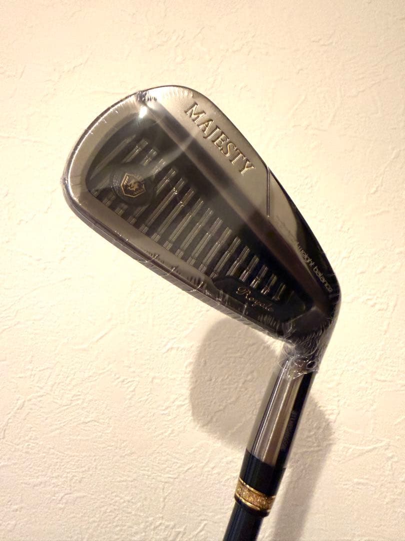 新品　2025 MAJESTY マジェスティ e アイアン　7番