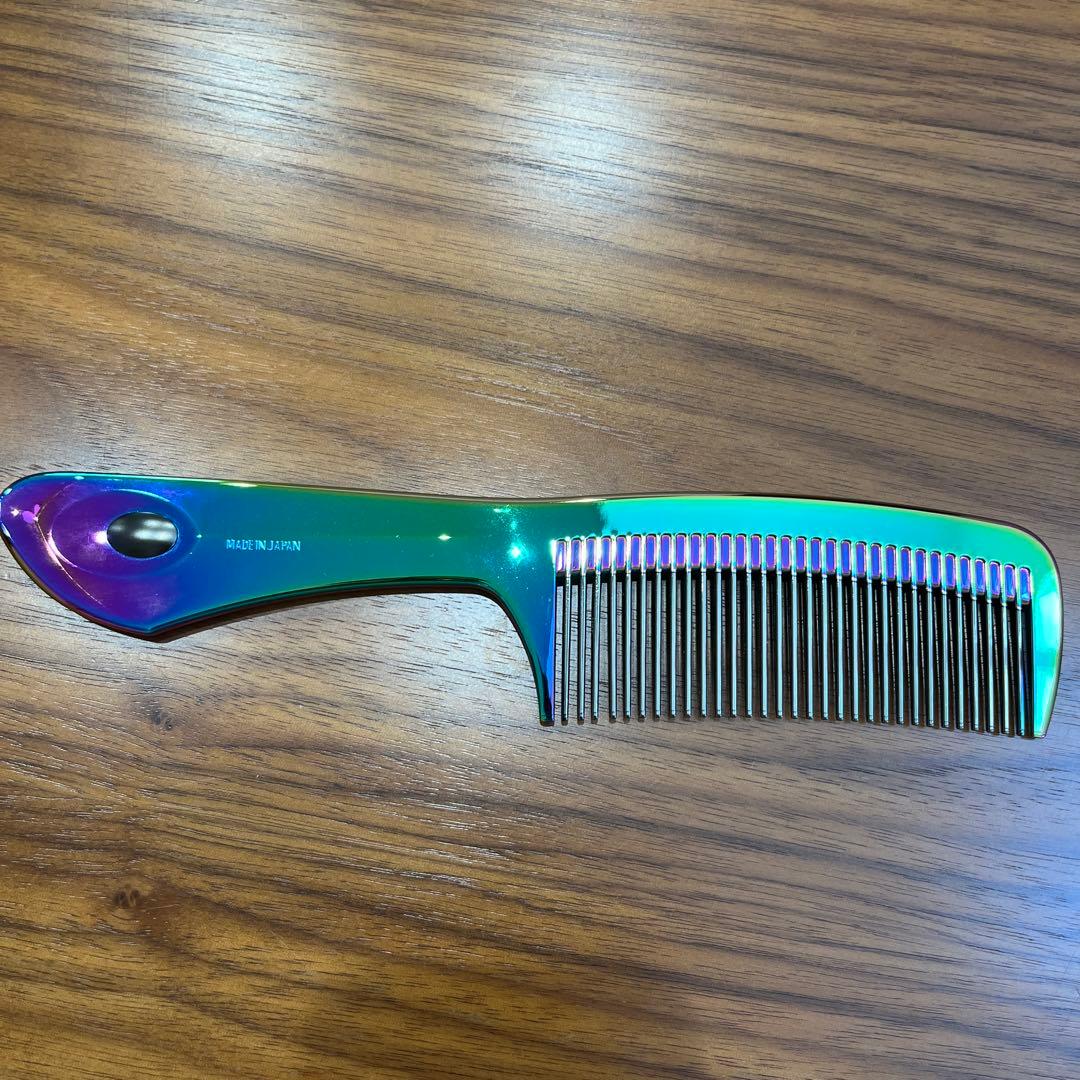 LOVECHROME ラブクロム　ヘアコーム　ビームス別注　レインボー