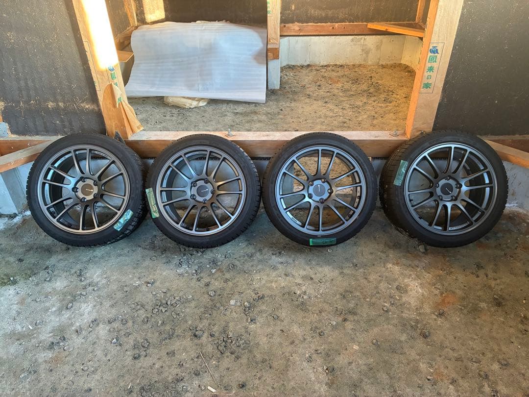 【まつもっち】18インチ　スタッドレス&ホイール(FL5)