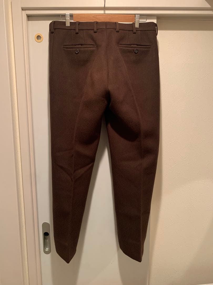 新年セールpradaのパンツ