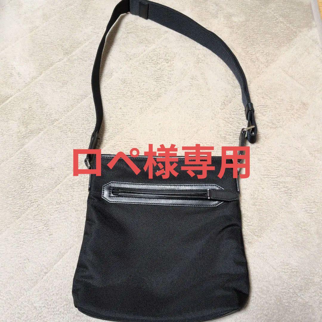 バリー　メンズショルダーバッグ　黒