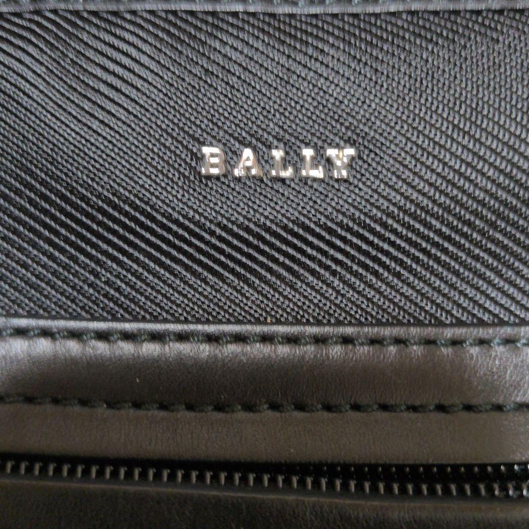 バリー　メンズショルダーバッグ　黒