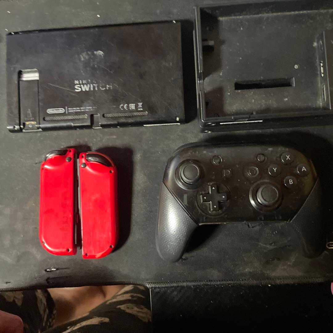Nintendo Switch 本体 レッド Joy-Con