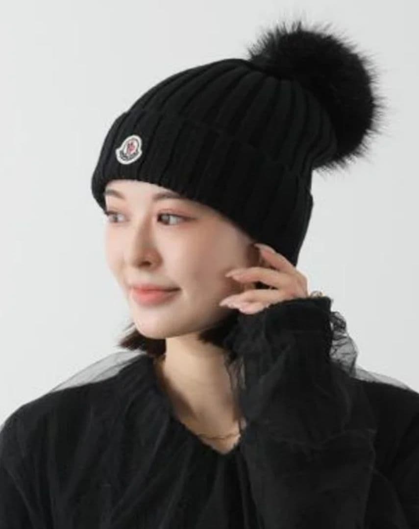 【美品】モンクレール　ニット帽