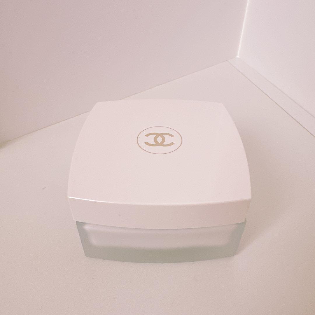 シャネル　ココマドモアゼル　フレッシュボディクリーム