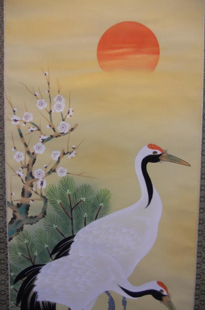 掛け軸 森山観月 松竹梅鶴亀図 絹本 希少 軸装 茶道具 掛軸 美品 です。