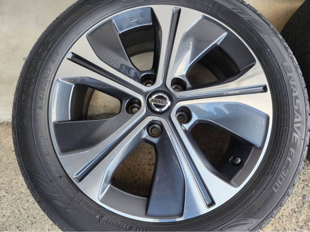 ★送料無料★美品日産純正ZE1リーフ 17インチアルミホイール＆タイヤ４本セット