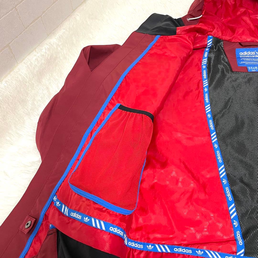 adidas エリック・ジャクソン　シグネチャーモデル スノーボード　ウェア