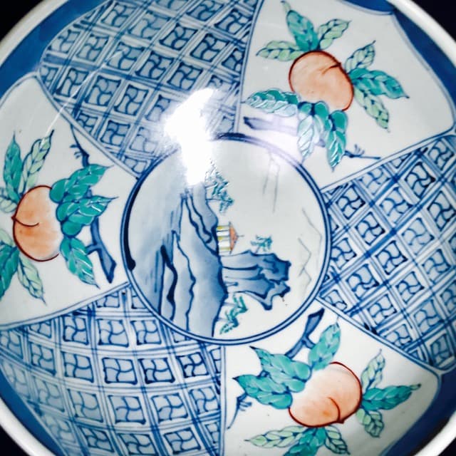 有田焼　5代　佐藤走波　染錦桃文　盛り鉢　20㎝