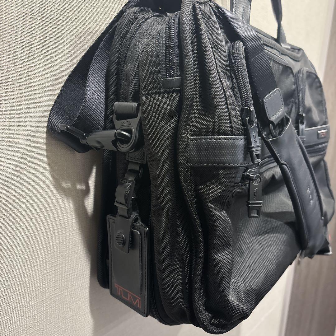 TUMI アルファ2 ビジネスバッグ 拡張機能 26141D2