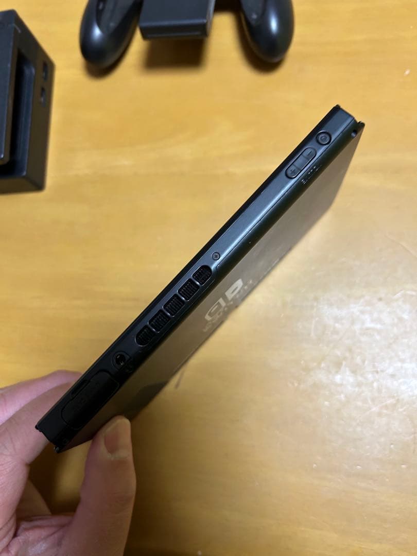 進*一様 Nintendo Switch 本体　バッテリー強化版　2022年　動