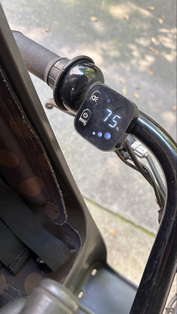 我孫子市　引き取り限定　ビッケ　bikke ３人乗り　電動自転車　不具合有り