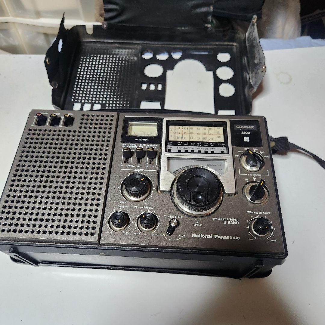National Panasonic クーガ－2200 BCL ラジオ