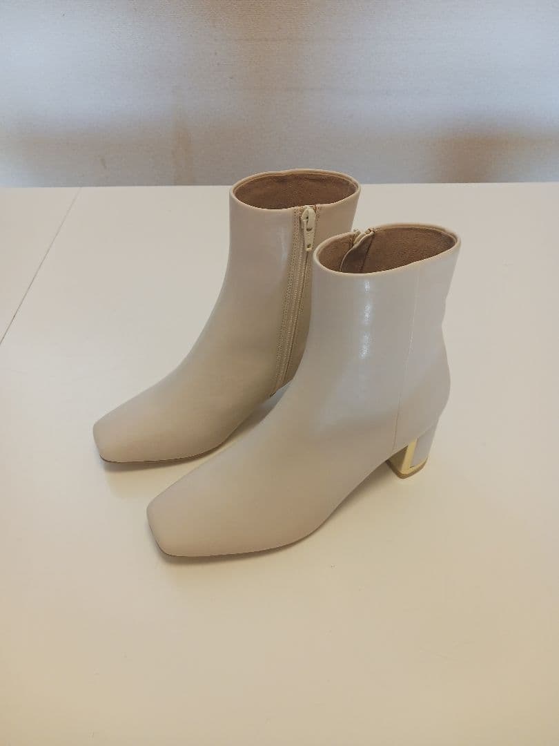 ダイアナ ショートブーツ(23cm)新品