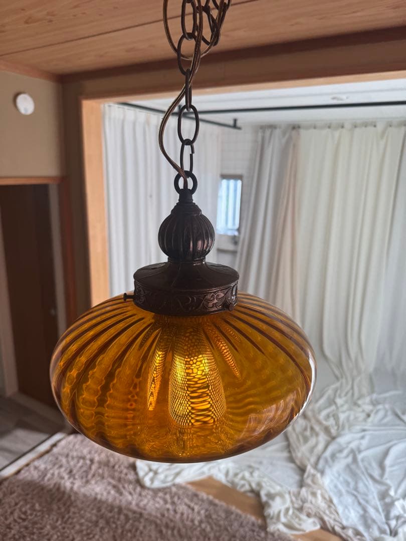 ヴィンテージ アンバーガラス ペンダントライト　アメリカアンティーク